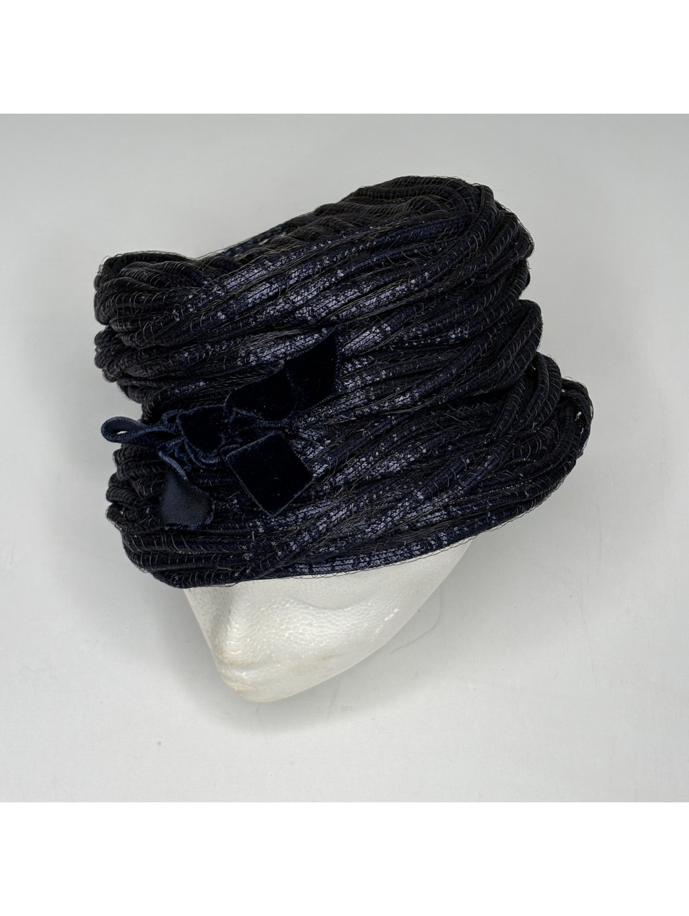 Vintage JP Allen Navy Blue Velvet Corduroy Pillbox Hat